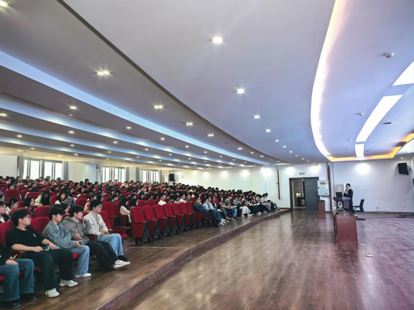 图片3.png 图片3.png